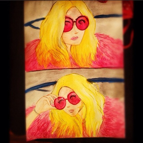 Cartoon: mary kate olsen (medium) by naths tagged mary,kate,olsen,girl,pink,sunglasses,blonde,fashion
