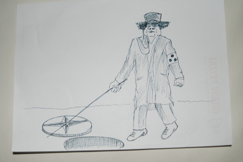 Cartoon: KADDAFI-NATO (medium) by MSB tagged kaddafi,ve,nato