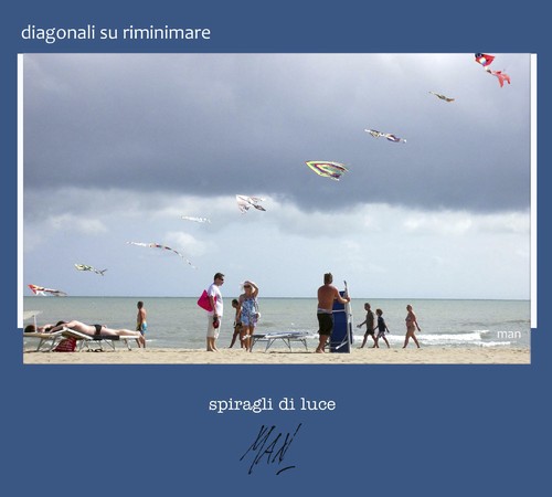 Cartoon: settembre a Rimini mare (medium) by Enzo Maneglia Man tagged aquiloni,spiragli,di,luce,maneglia,riminimare,man,2013