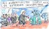 Cartoon: Außenminister (small) by Jan Tomaschoff tagged außenminister,steinmeier,außeridische,ufos,aliens