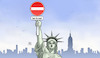 Cartoon: Green-Card-Regeln (small) by Harm Bengen tagged green,card,regeln,armut,usa,einwanderung,freiheitsstatue,liberty,trump,harm,bengen,cartoon,karikatur