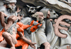 Cartoon: Neue Sünde - New Sin (small) by Dadaphil tagged sünde sin church sculpture euro devil kirche skulptur teufel