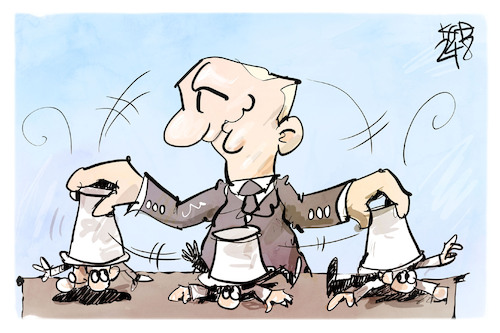 Cartoon: Tauschhandel mit Putin (medium) by Kostas Koufogiorgos tagged karikatur,koufogiorgos,hütchenspiel,menschen,spiel,karikatur,koufogiorgos,hütchenspiel,menschen,spiel